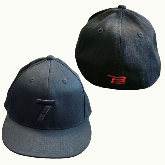 Tom Brady TB Limited Edition Black Cap 210 Fitted Commemorative 7th Superbowl - Picture 1 of 10